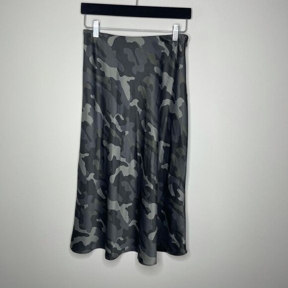 Express- Black & Grey Camo Satin Midi Skirt - Picture 7 of 7